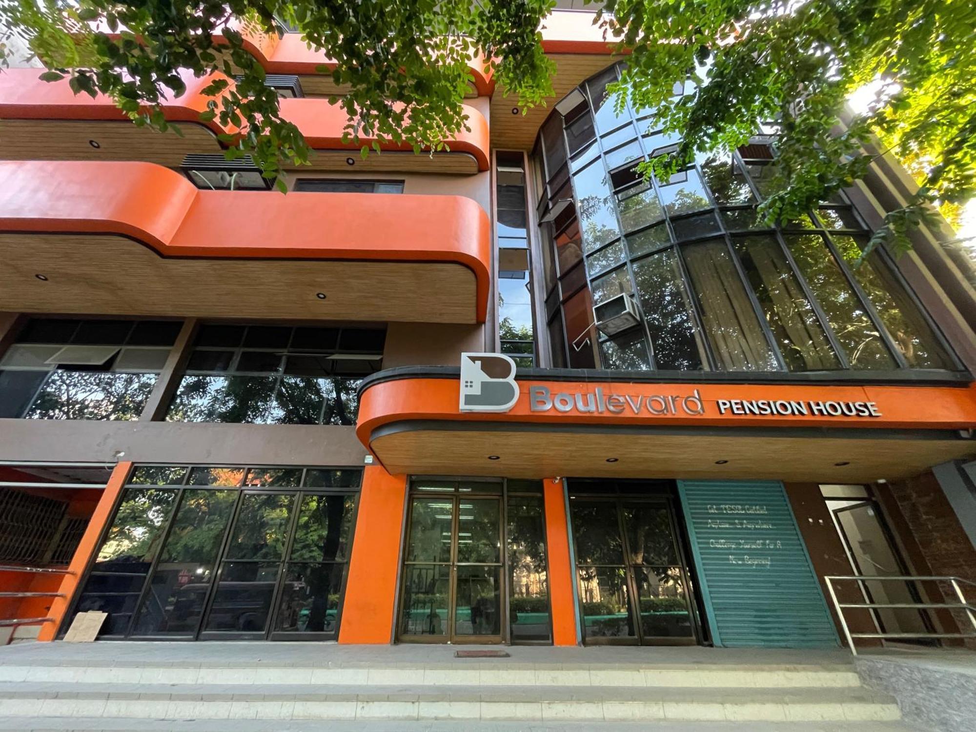 Boulevard Pension Hotel Cebú Exterior foto